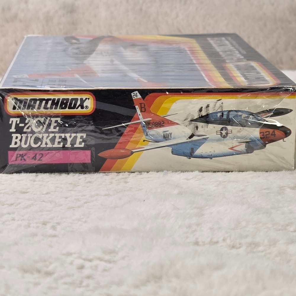 Matchbox 1:72 Scale Rockwell T2C E Buckeye‎ Model Kit PK42 New Factory Sealed - Picture 7 of 10